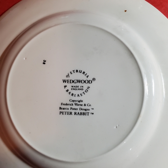 NWOT Peter Rabbit Fine China Set by Wedgewood - Picture 4 of 16